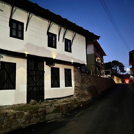 Туйковата Къща Tuikov'S House Teteven Eksteriør billede