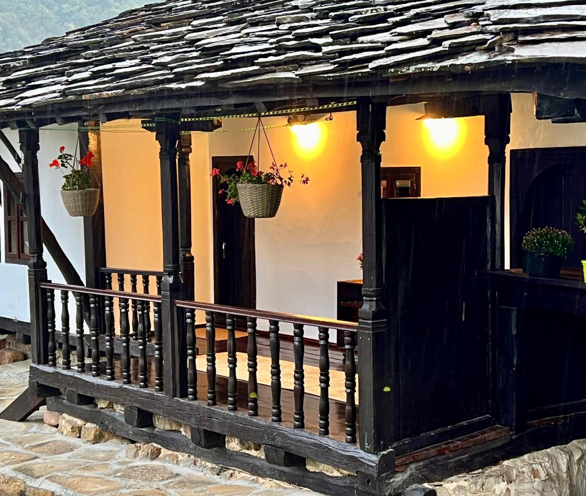Туйковата Къща Tuikov'S House Teteven Eksteriør billede